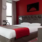 Eiffel Capitol Hotel 3*