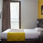 Eiffel Capitol Hotel Paris
