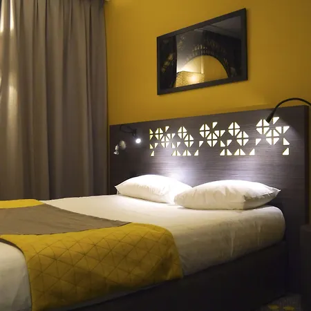 Otel Eiffel Capitol 3*