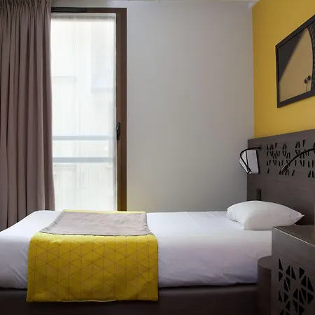 Hotel Eiffel Capitol