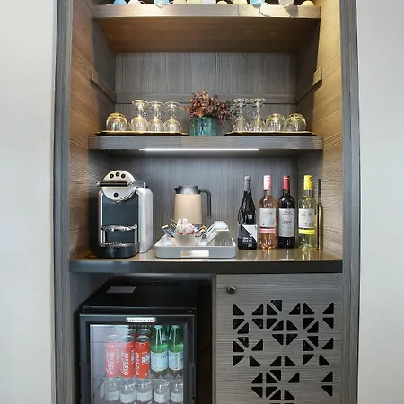 Eiffel Capitol Otel Paris