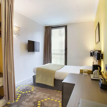 Eiffel Capitol Hotel Paris