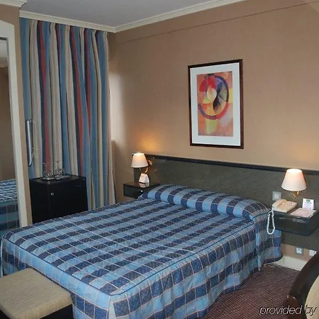 Otel Eiffel Capitol Paris