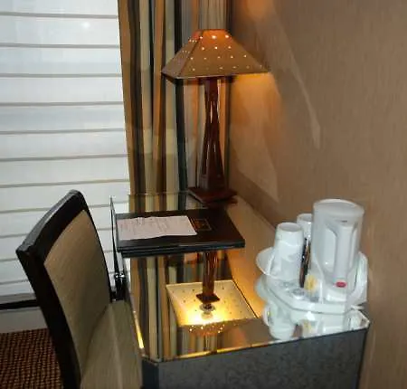 Eiffel Capitol Παρίσι