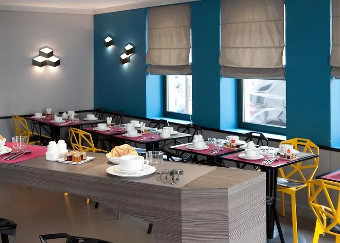 Eiffel Capitol 3* Parigi