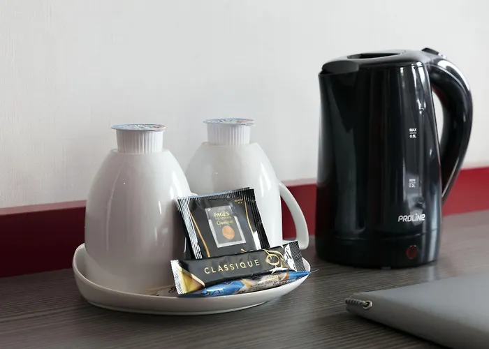 Hotel Eiffel Capitol Parigi