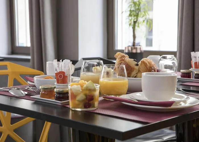 Hotel Eiffel Capitol Parijs