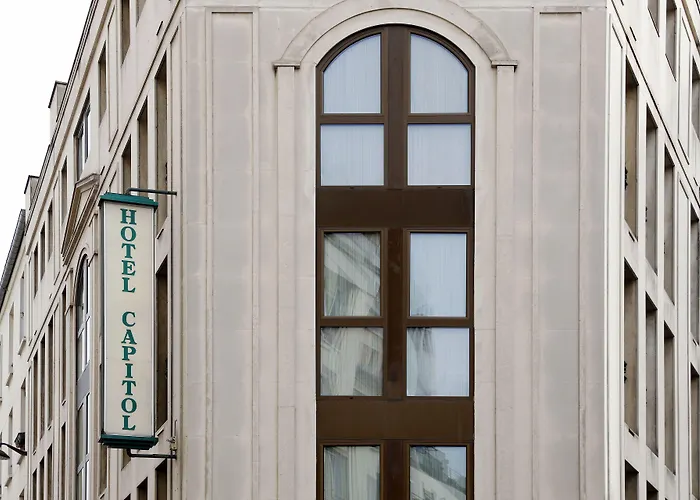 Eiffel Capitol Hotel Parigi