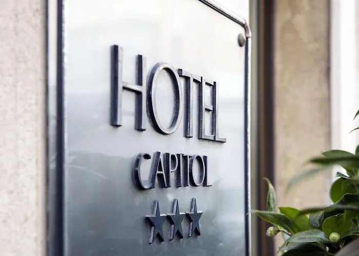 Eiffel Capitol 3* Paris