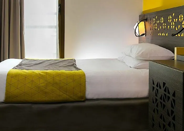 Hotel Eiffel Capitol Parigi