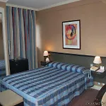 Hotel Eiffel Capitol París