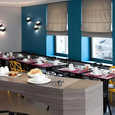 Eiffel Capitol 3* Paris