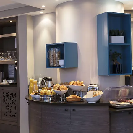 Eiffel Capitol Hotel