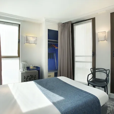 Hotel Eiffel Capitol 3*